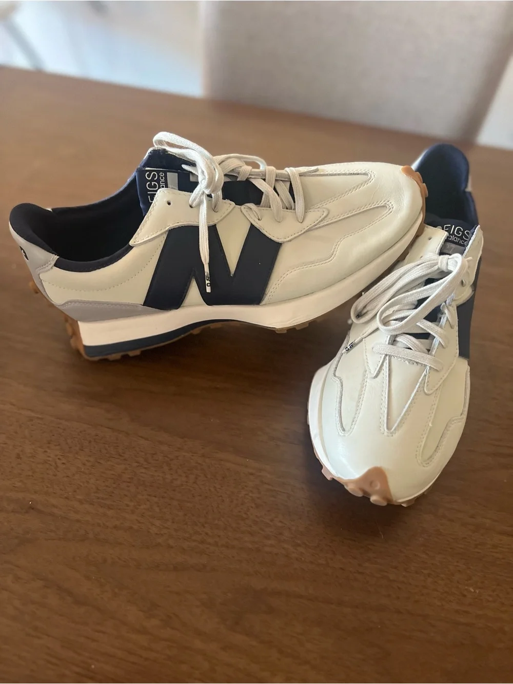Figs New Balance 327 - Picture 5 of 10